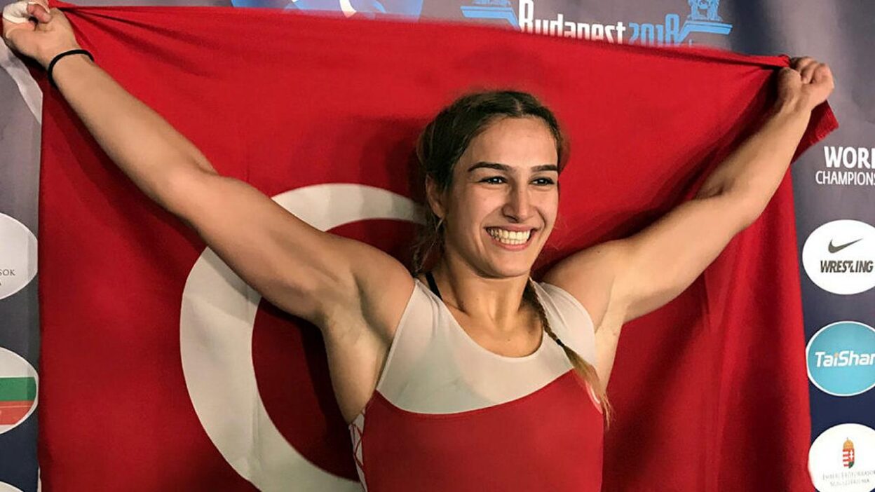 Buse Tosun Çavuşoğlu Kimdir