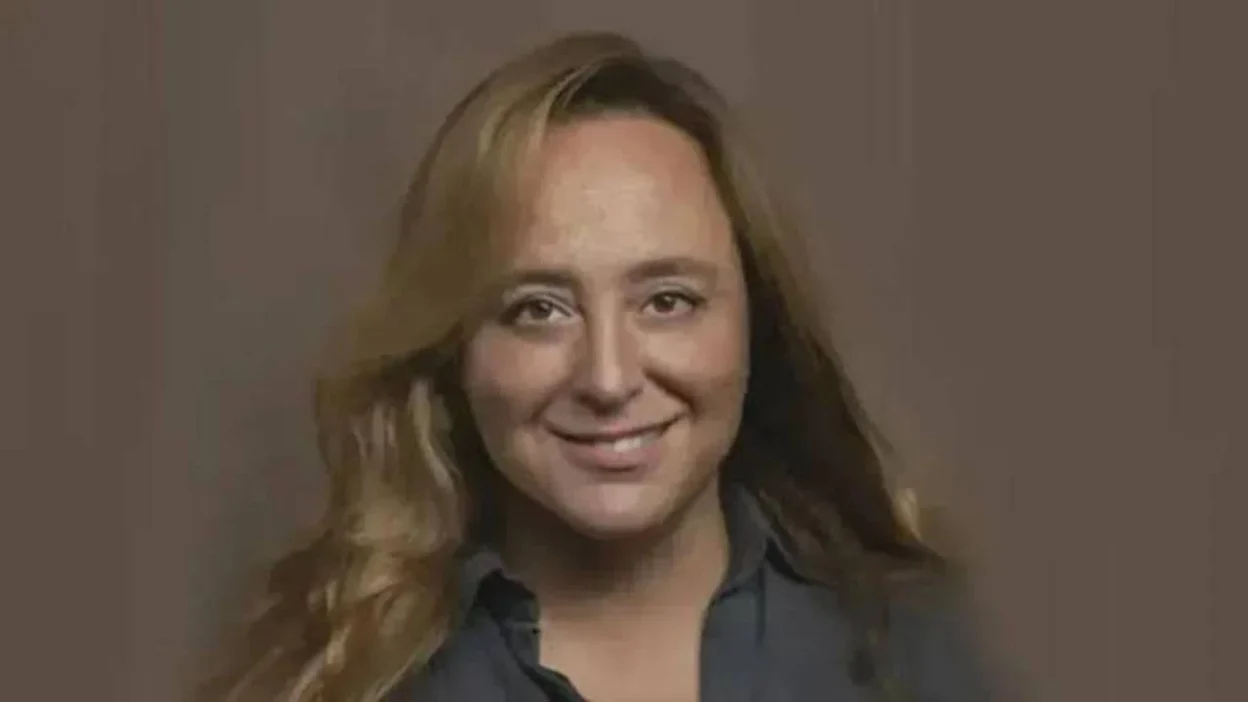 Ayşe Barım Kimdir