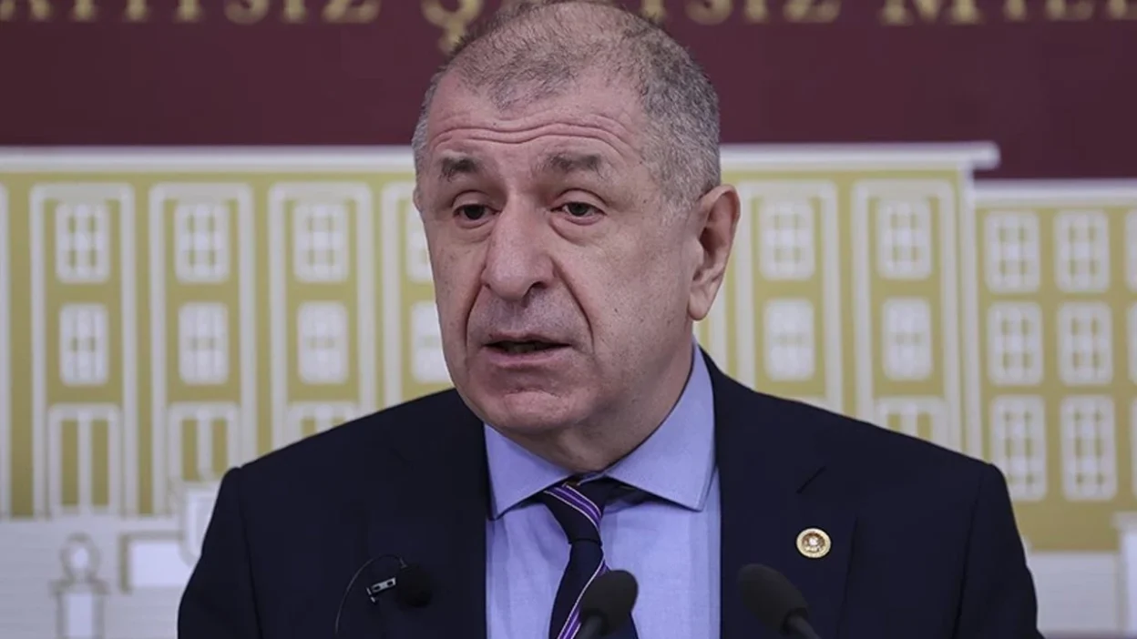 Ümit Özdağ Kimdir