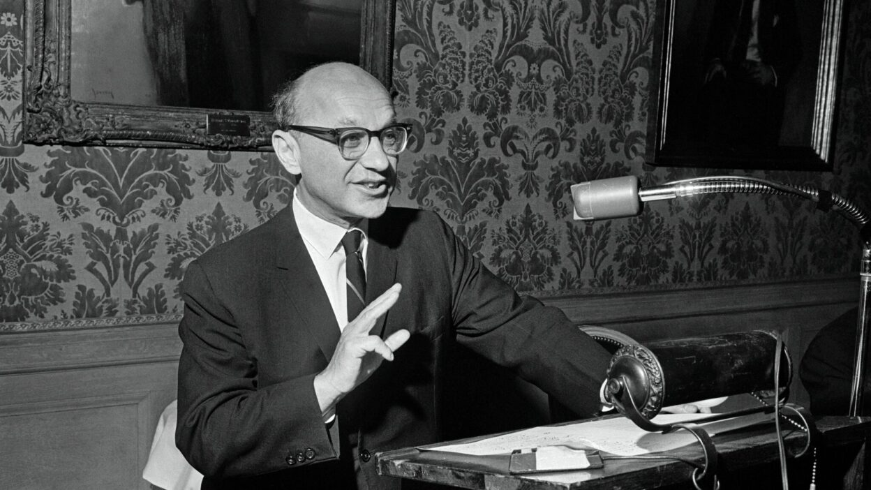 Milton Friedman Kimdir