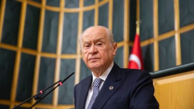 Devlet Bahçeli Kimdir