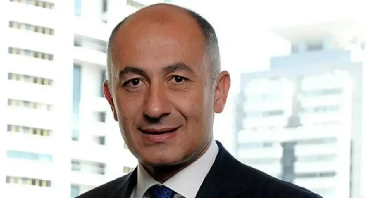 Erman Ilıcak Kimdir