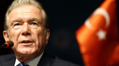 Uğur Dündar Kimdir