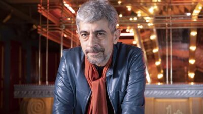 Okan Bayülgen Kimdir