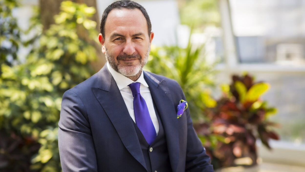 Prof. Dr. Emre Alkin Kimdir