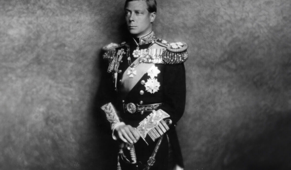 Edward VIII Kimdir