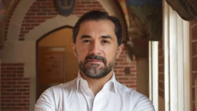 Ufuk Akcigit Kimdir