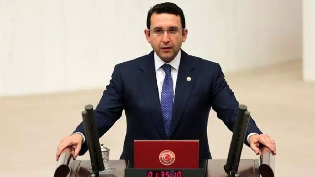 İbrahim Turhan Kimdir